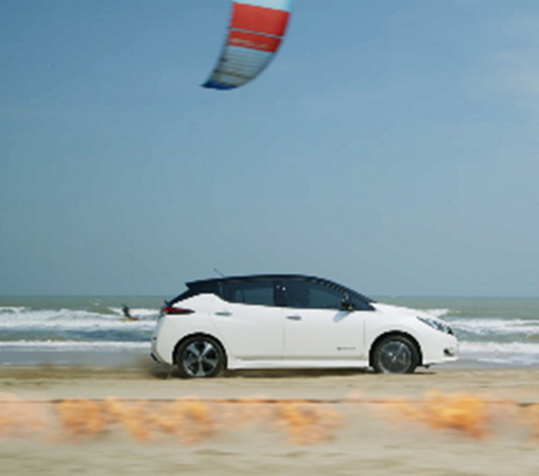  Nissan LEAF dares to challenge Mother Nature